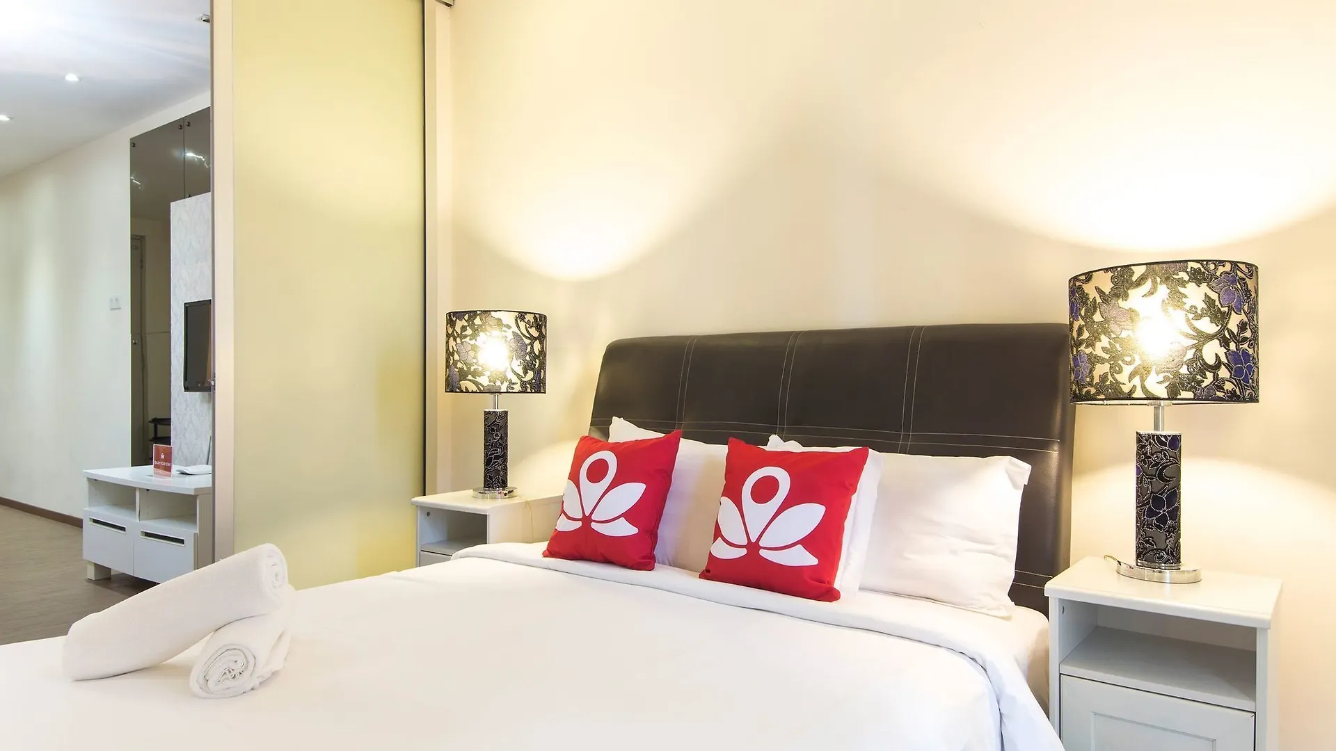 Zen Home Taragon Residences Kuala Lumpur 2*,